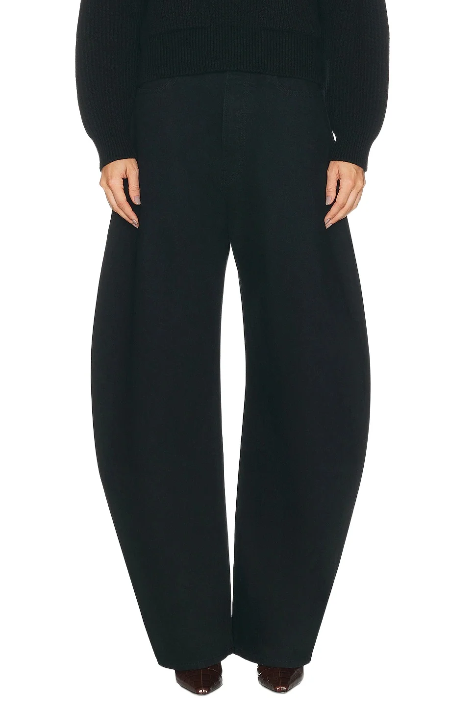 ALAÏA Round Leg