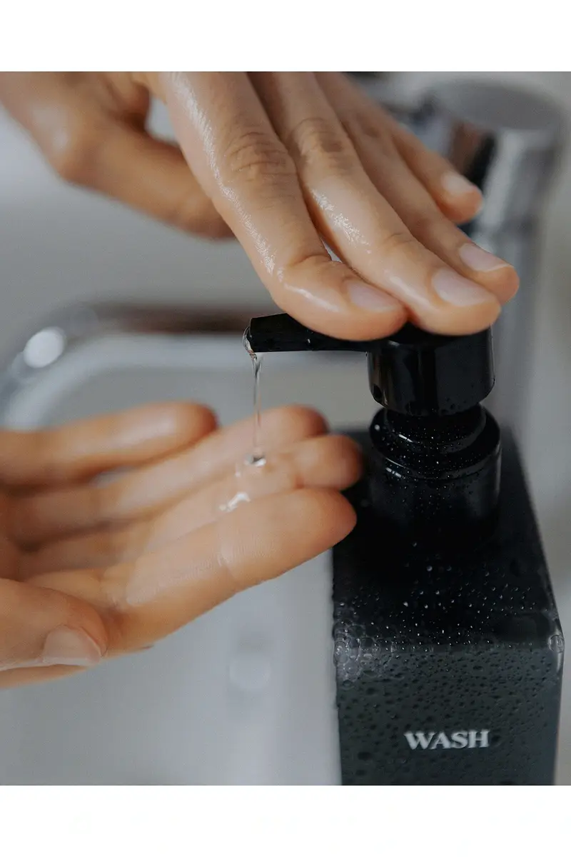 MIHAK Vinyl Wood Body & Hand Wash | Thumbnail 4