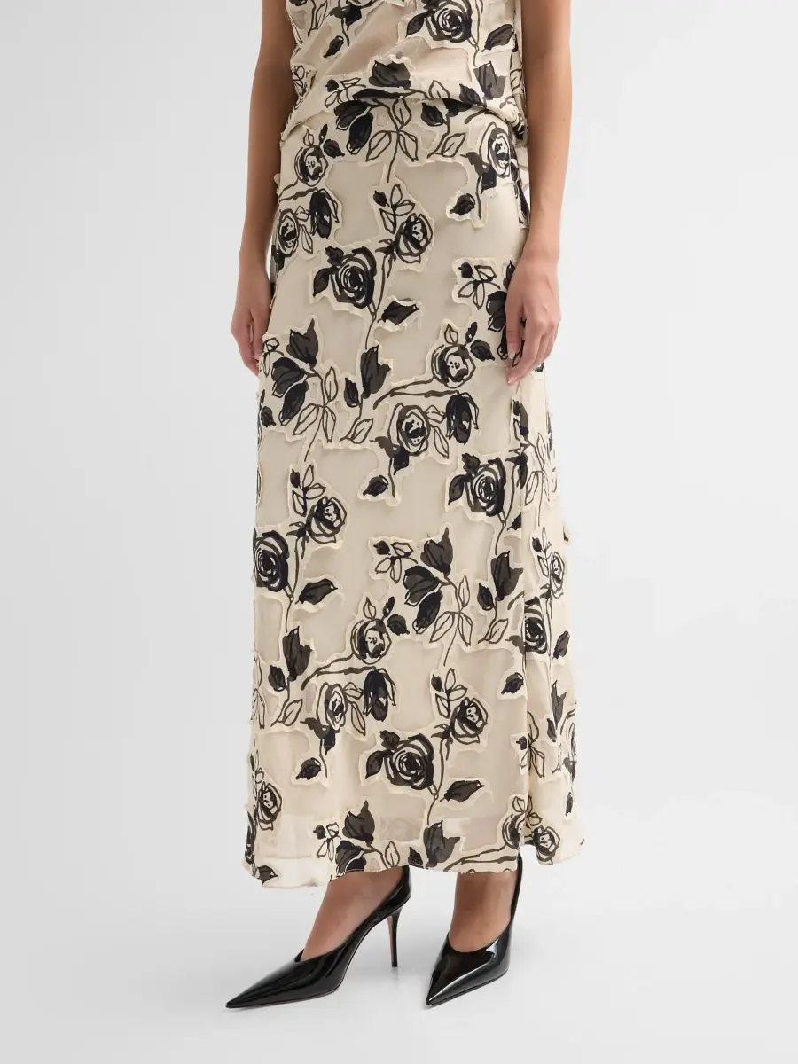 Lela Rose Women's Sophie Floral Burnout Chiffon Maxi Skirt | Thumbnail 4 Lela Rose Women's Sophie Floral Burnout Chiffon Maxi Skirt | Thumbnail 4