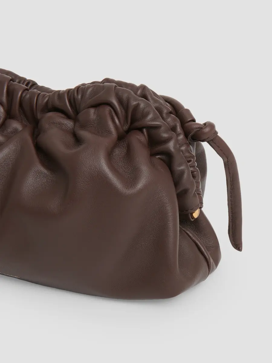 MANSUR GAVRIEL Women's Cloud Mini Leather Clutch | Thumbnail 4 MANSUR GAVRIEL Women's Cloud Mini Leather Clutch | Thumbnail 4