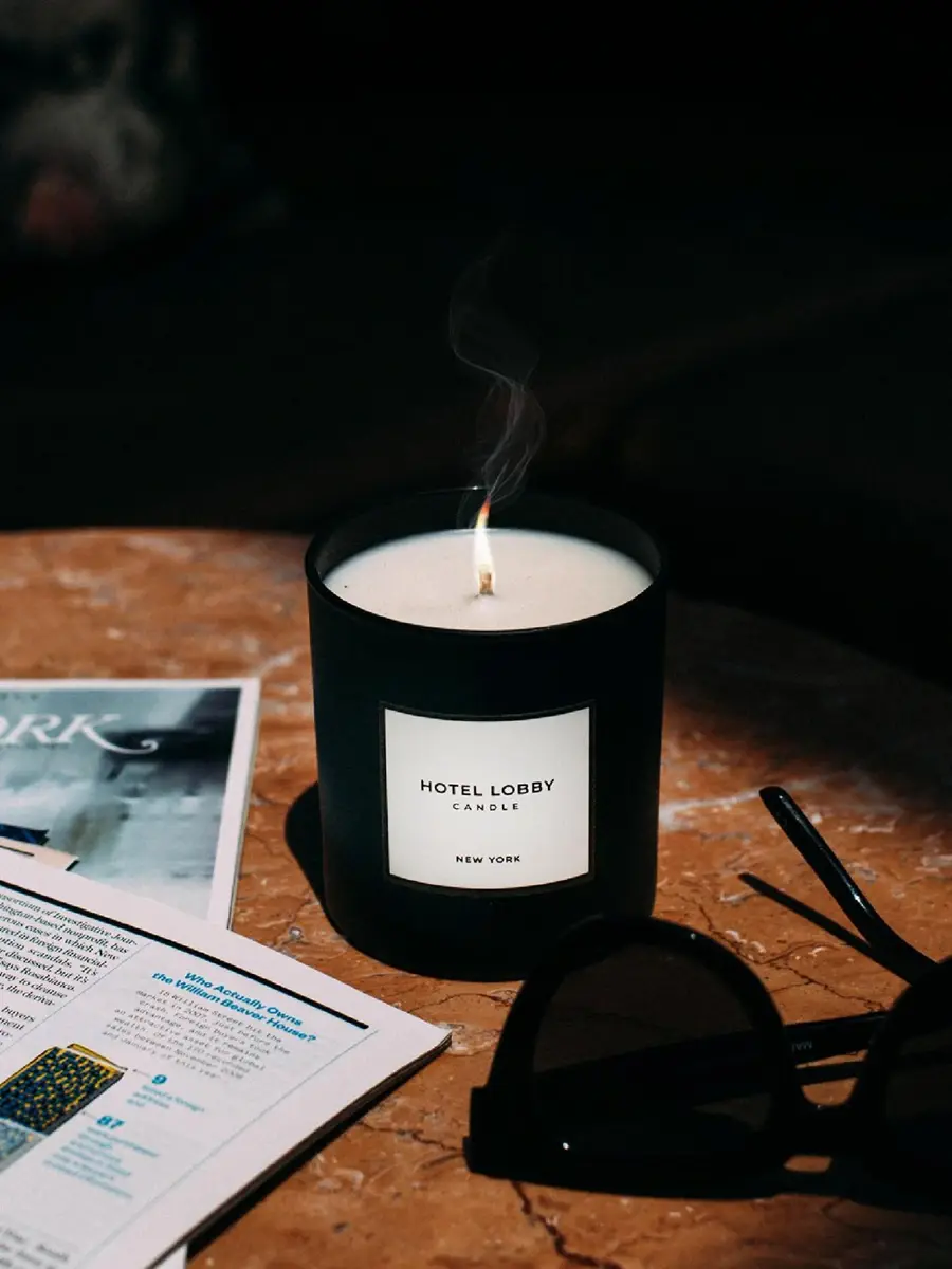 Hotel Lobby Candle New York Candle | Thumbnail 3 Hotel Lobby Candle New York Candle | Thumbnail 3