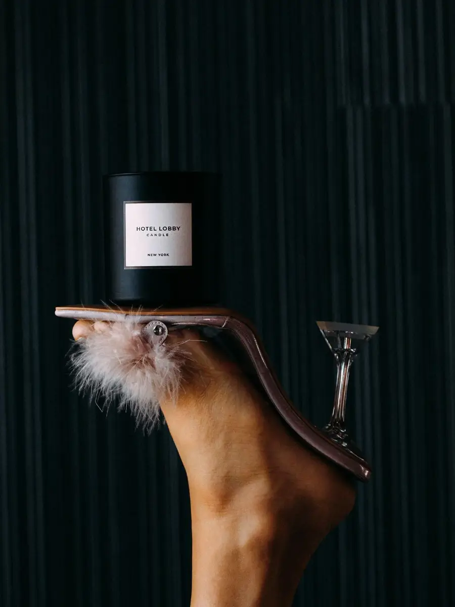 Hotel Lobby Candle New York Candle | Thumbnail 4 Hotel Lobby Candle New York Candle | Thumbnail 4
