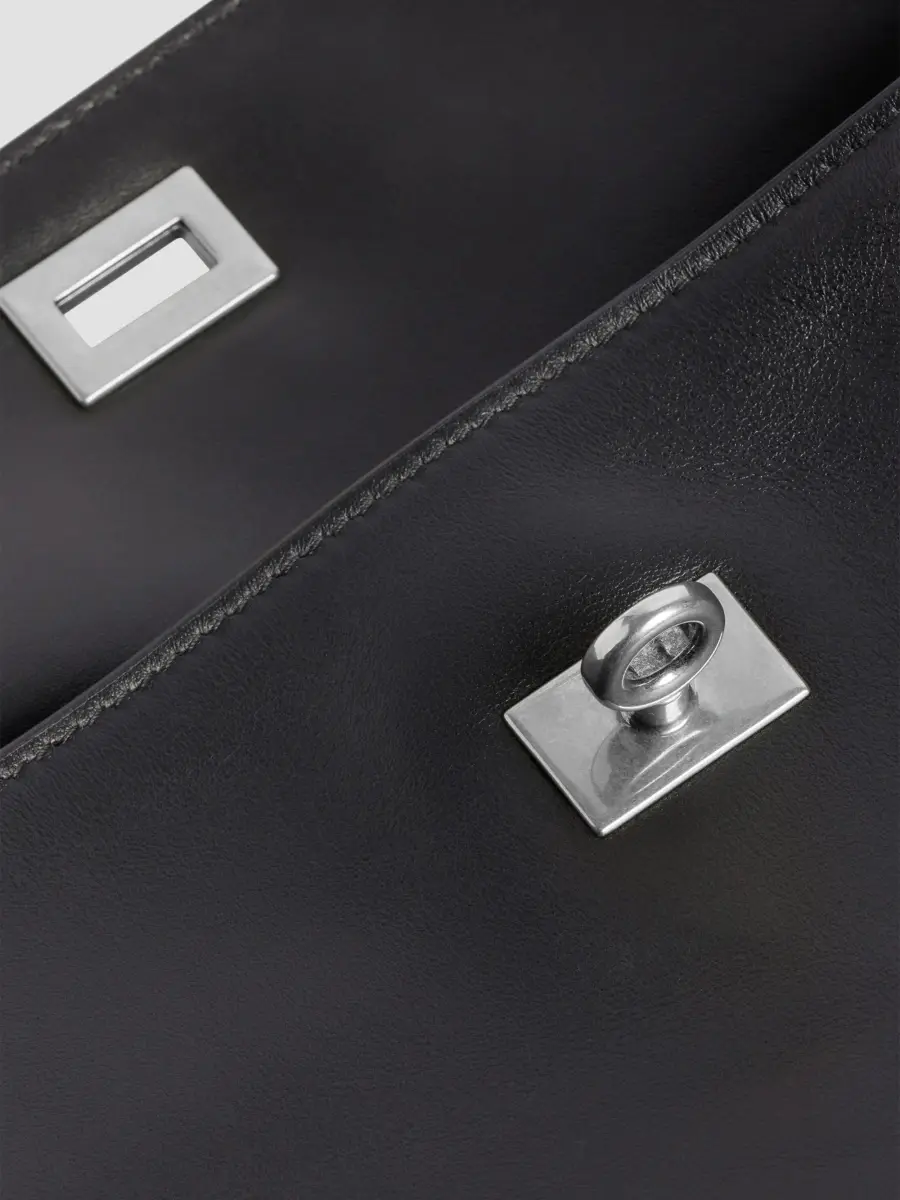Balenciaga Women's Rodeo East-West Chain Shoulder Bag | Thumbnail 9 Balenciaga Women's Rodeo East-West Chain Shoulder Bag | Thumbnail 9