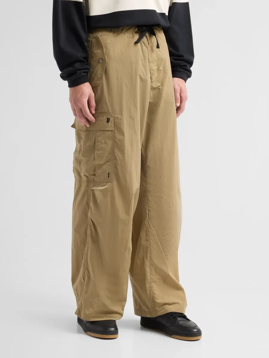 Palm Angels Men's Palm Type Loose Cargo Pants | Thumbnail 4