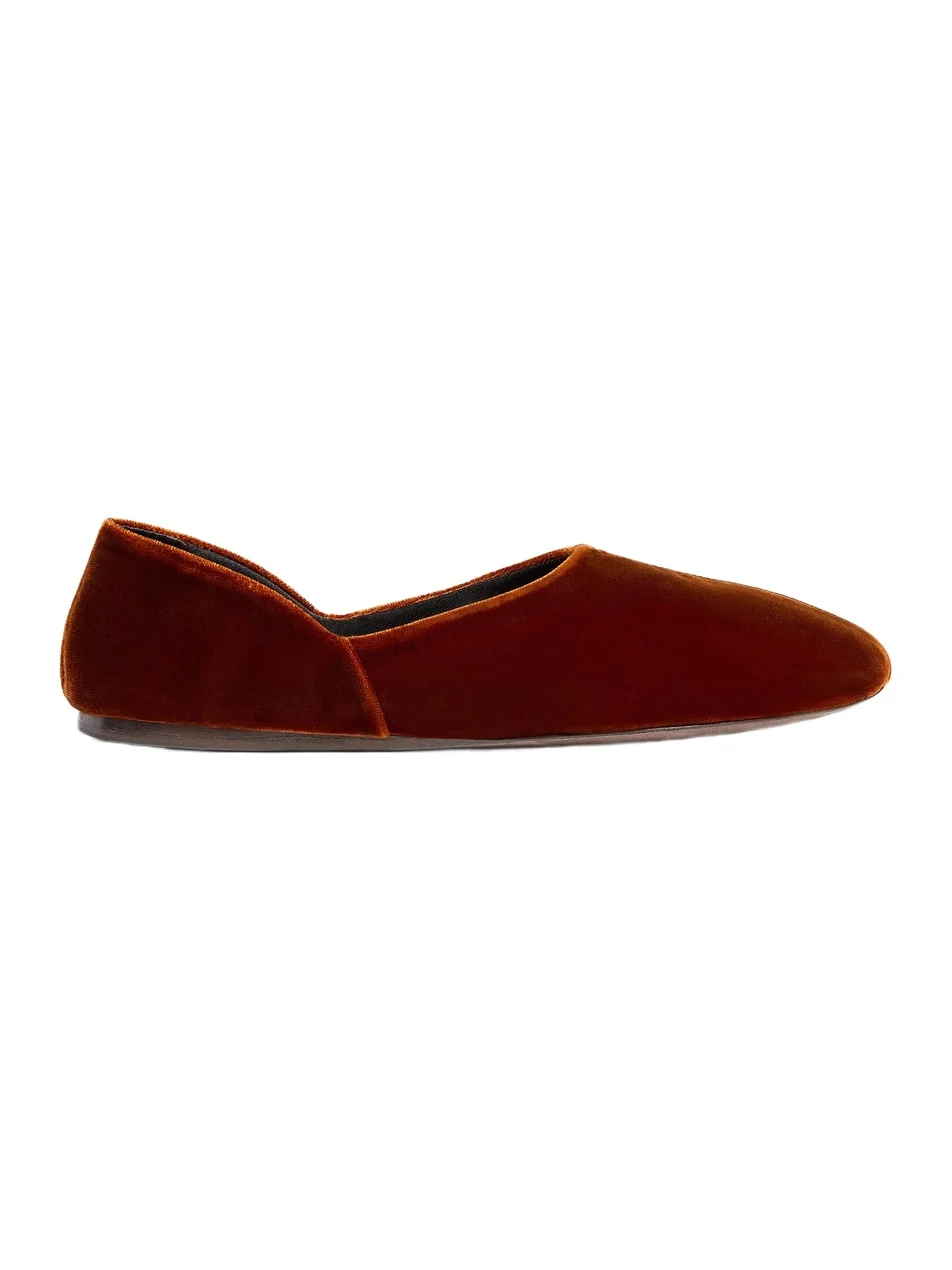 Khaite Jane Flat In Rust Velvet