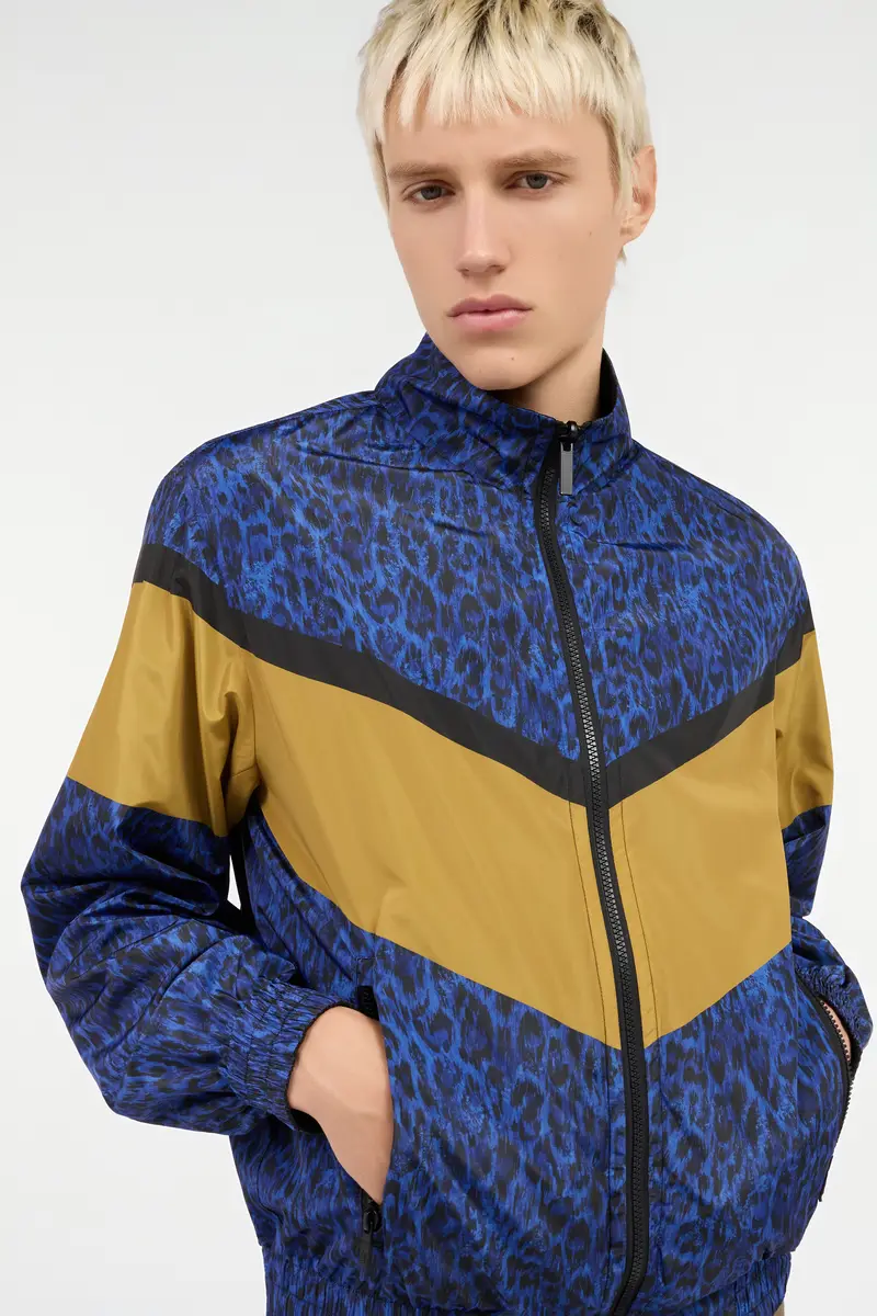 Roberto Cavalli Leopard Print Reversible Zip Jacket | Thumbnail 6 Roberto Cavalli Leopard Print Reversible Zip Jacket | Thumbnail 6
