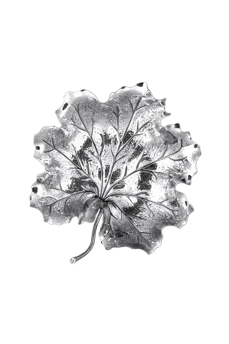 Buccellati Geranium Small Leaf Decorative Accent | Thumbnail 2 Buccellati Geranium Small Leaf Decorative Accent | Thumbnail 2
