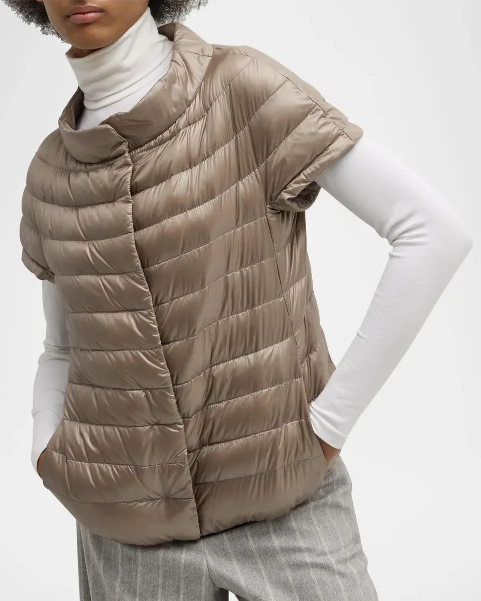 HERNO Emilia Water-Resistant Ultralight Nylon Puffer Cape | Thumbnail 7 HERNO Emilia Water-Resistant Ultralight Nylon Puffer Cape | Thumbnail 7