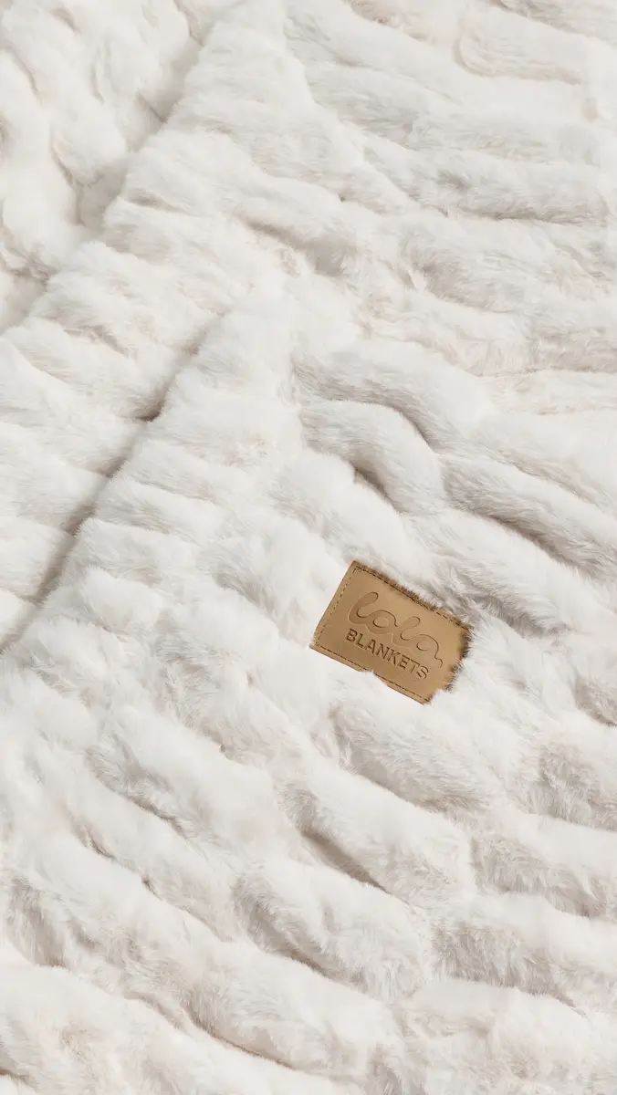 Lola Blankets The Lola Original Blanket | Thumbnail 3 Lola Blankets The Lola Original Blanket | Thumbnail 3