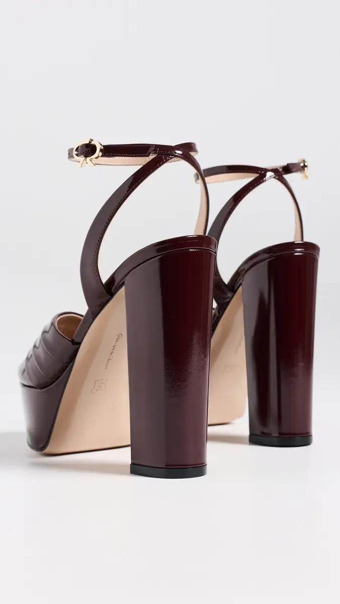 Gianvito Rossi Patent Leather Pumps | Thumbnail 4 Gianvito Rossi Patent Leather Pumps | Thumbnail 4