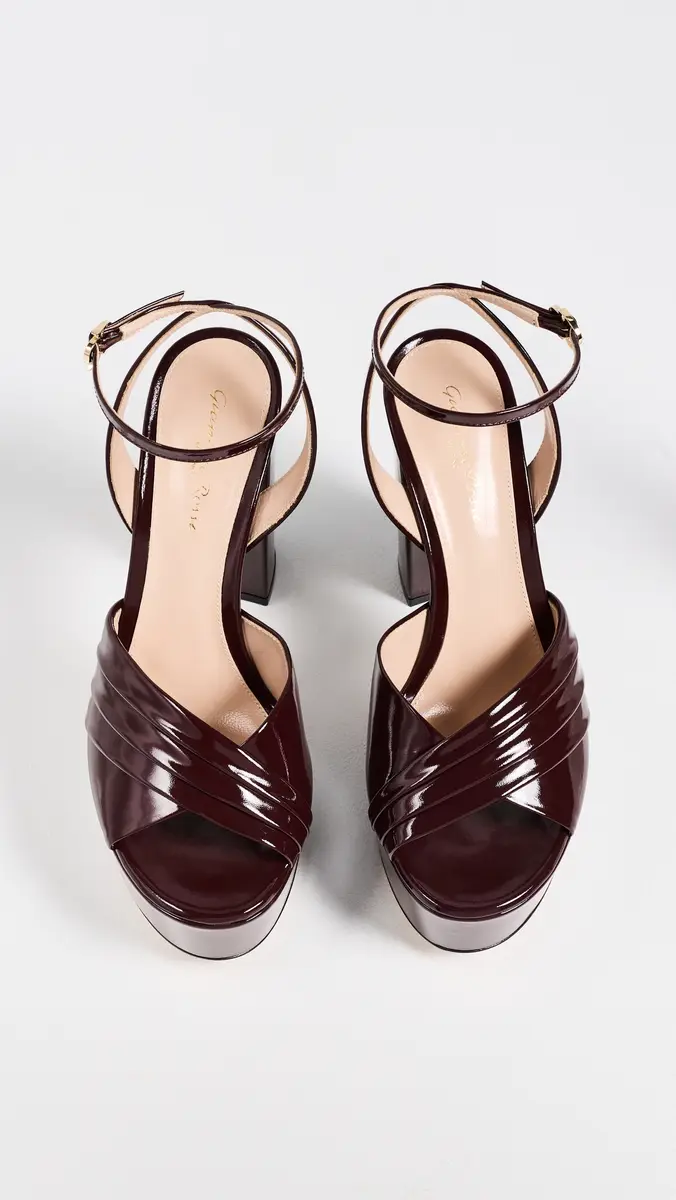 Gianvito Rossi Patent Leather Pumps | Thumbnail 5 Gianvito Rossi Patent Leather Pumps | Thumbnail 5