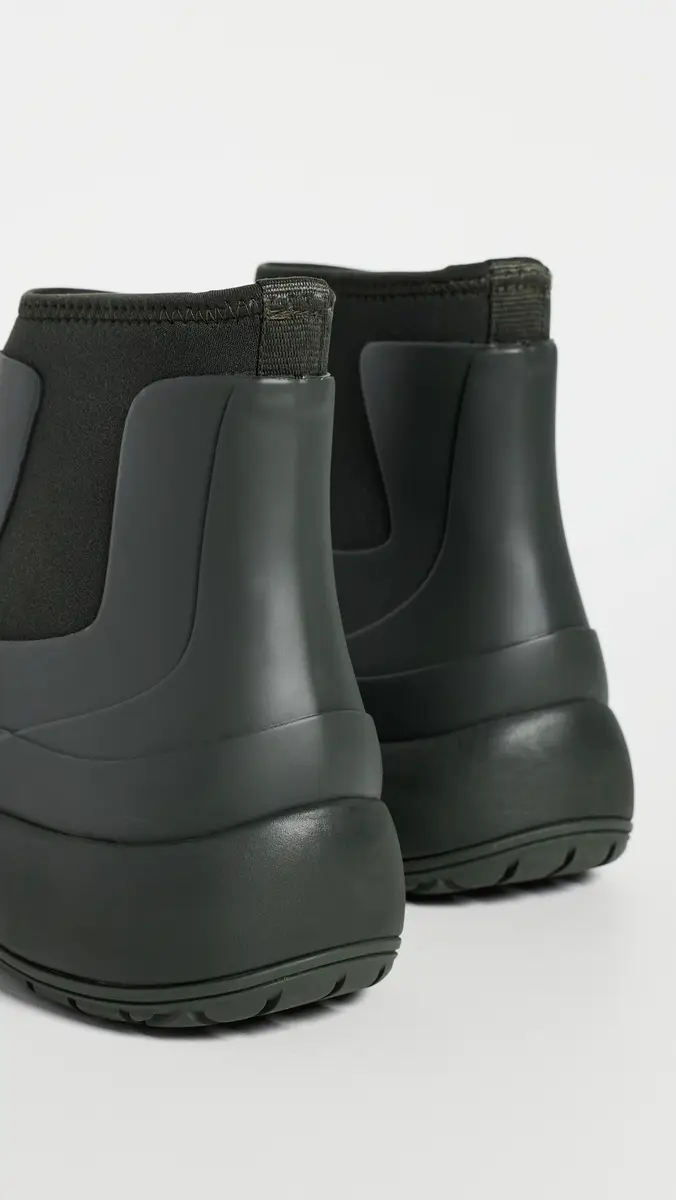 Rains The Dry Boots | Thumbnail 3