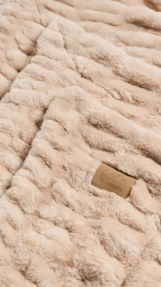 Lola Blankets The Lola Original Blanket | Thumbnail 3 Lola Blankets The Lola Original Blanket | Thumbnail 3
