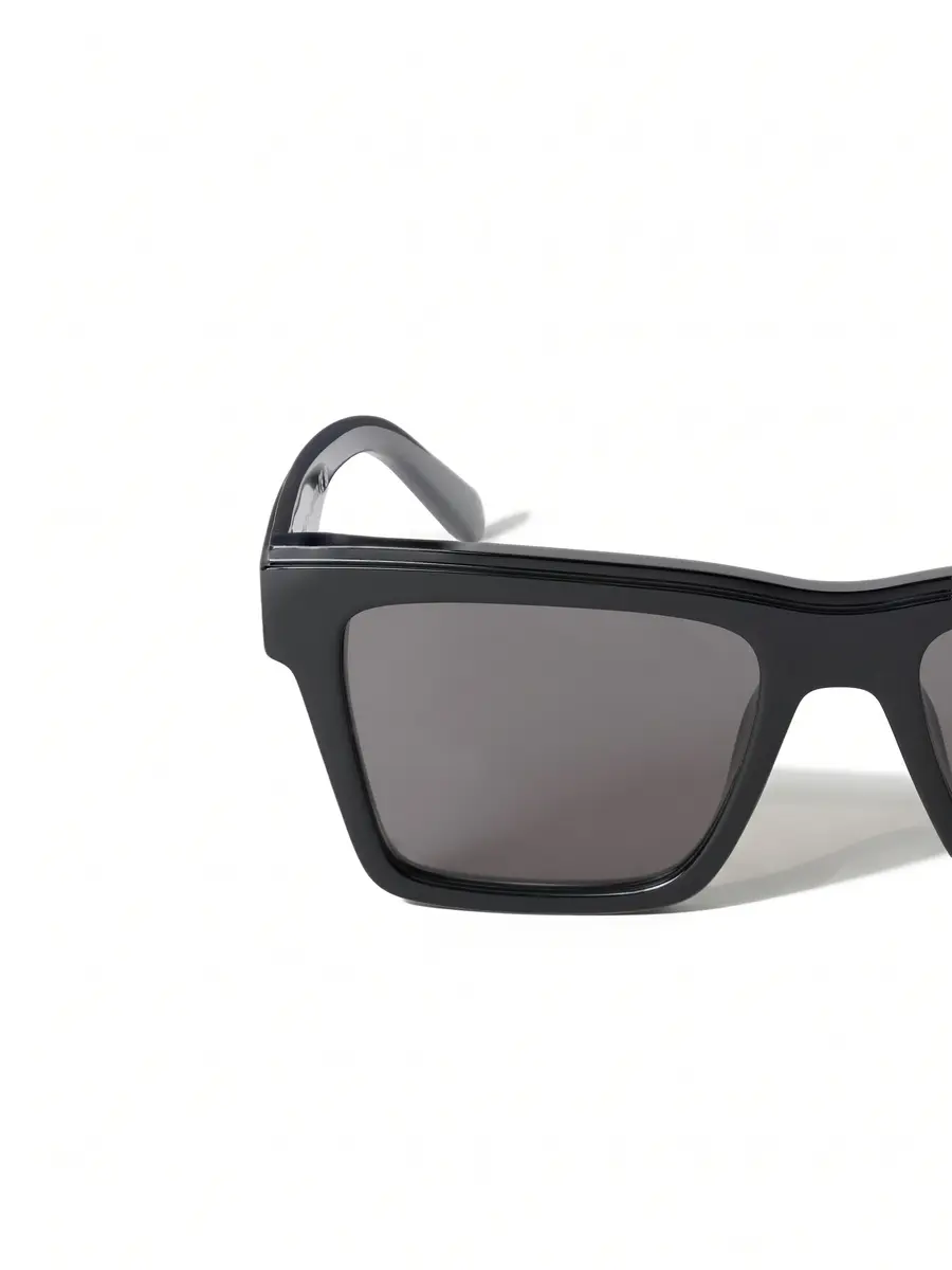 Off-White Virginia Smoke Lens Sunglasses | Thumbnail 4 Off-White Virginia Smoke Lens Sunglasses | Thumbnail 4