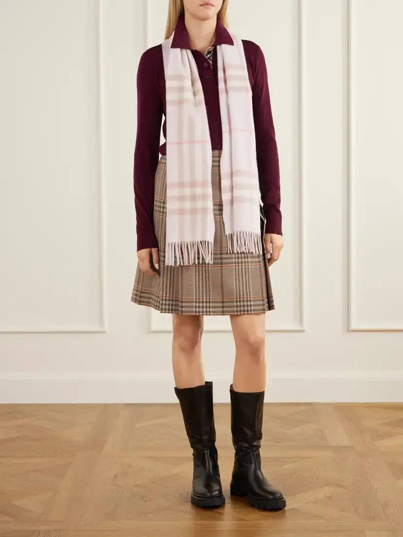 Burberry Giant Fringe-detail Checked Cashmere Scarf | Thumbnail 3