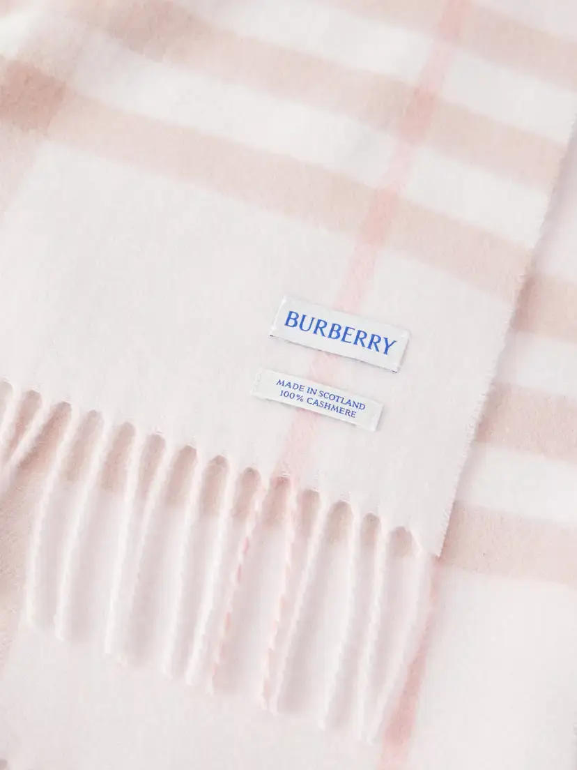 Burberry Giant Fringe-detail Checked Cashmere Scarf | Thumbnail 4