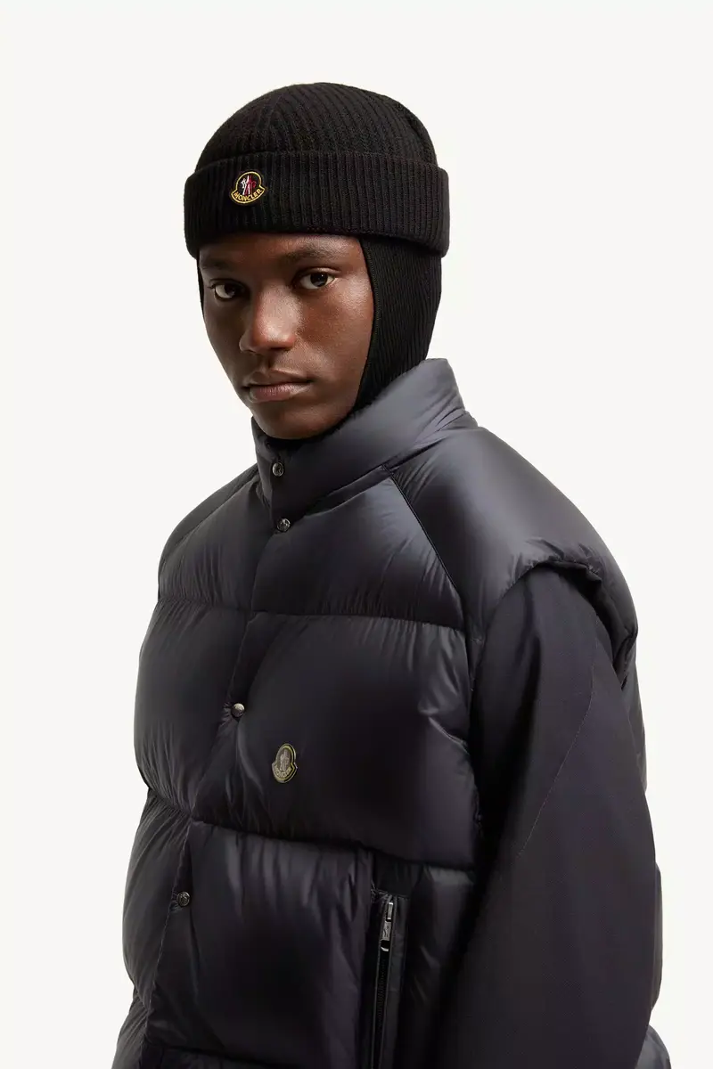 Moncler Tibb Reversible Down Vest | Thumbnail 4