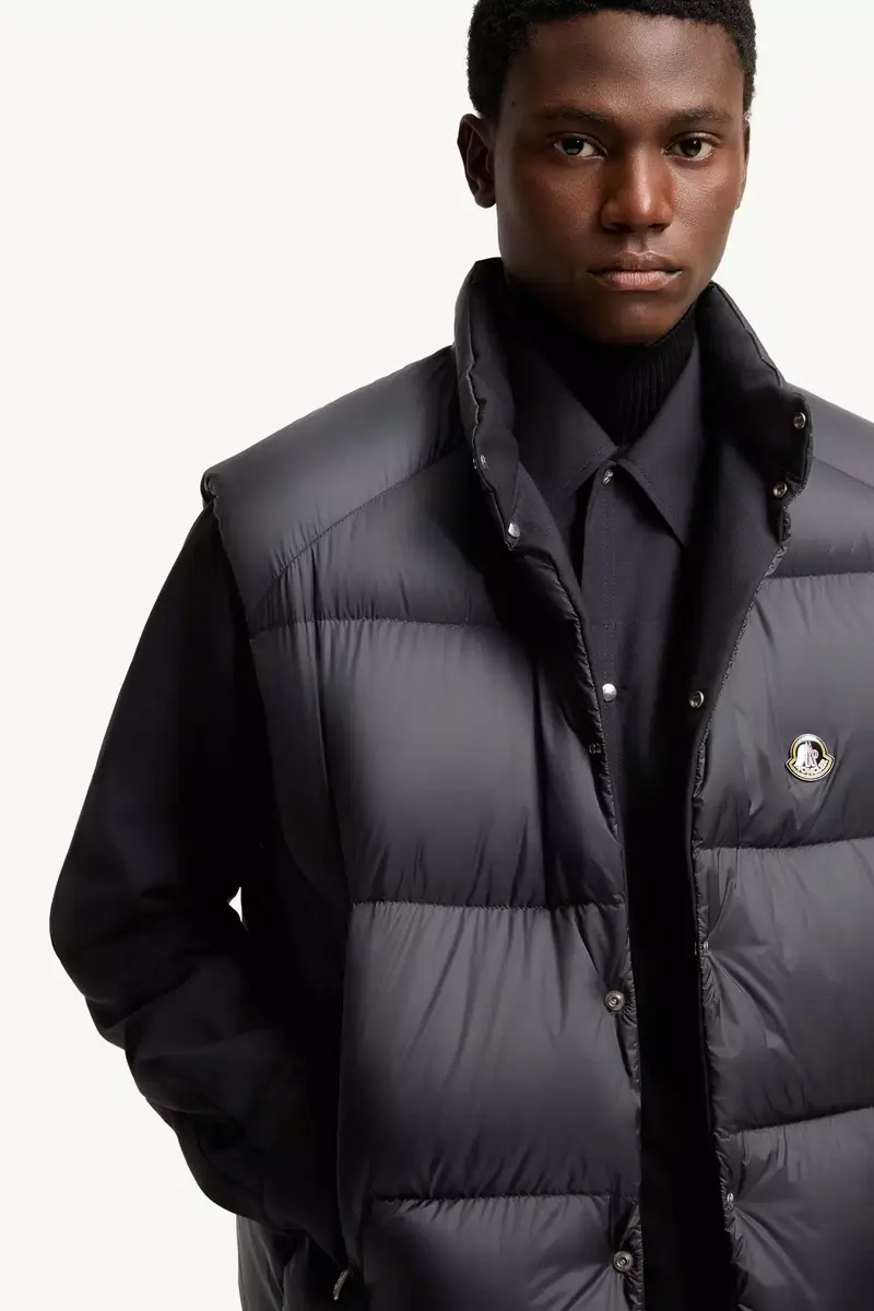 Moncler Tibb Reversible Down Vest | Thumbnail 8