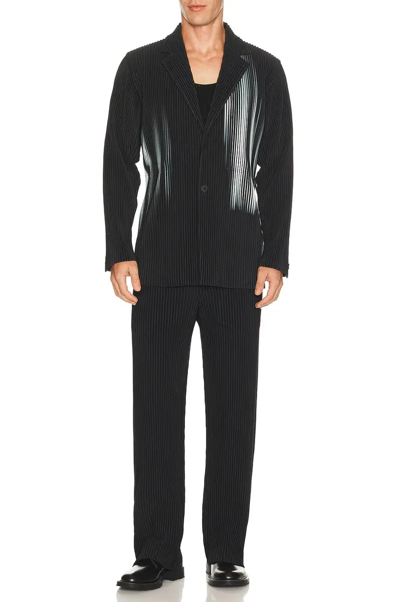 Homme Plissé Issey Miyake In The Shadow Jacket | Thumbnail 3 Homme Plissé Issey Miyake In The Shadow Jacket | Thumbnail 3