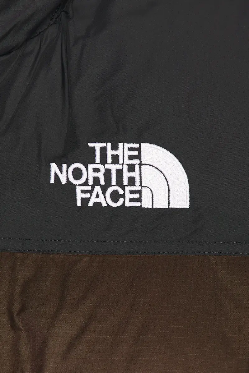 The North Face Men's 1996 Retro Nuptse Jacket | Thumbnail 6 The North Face Men's 1996 Retro Nuptse Jacket | Thumbnail 6