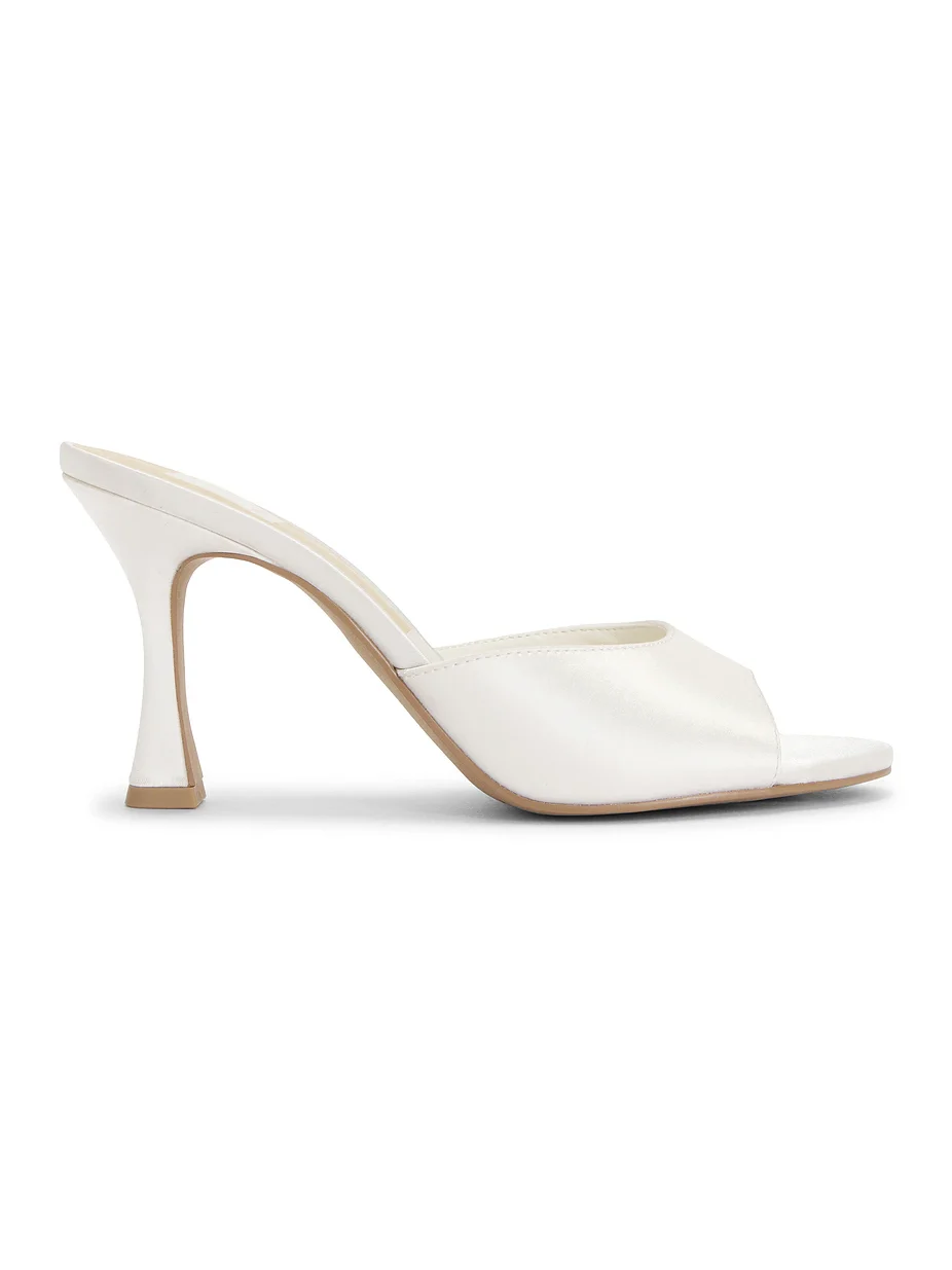 Rosha Sandal Rosha Sandal