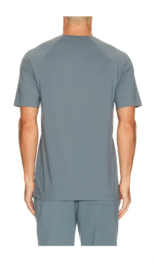 Rhone Reign Short Sleeve | Thumbnail 2