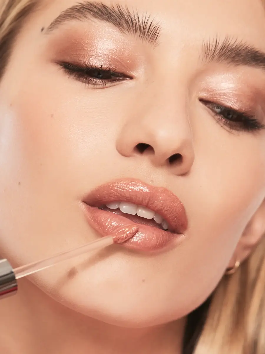 RÓEN Women's Kiss My Liquid Lip Balm Shimmer | Thumbnail 7