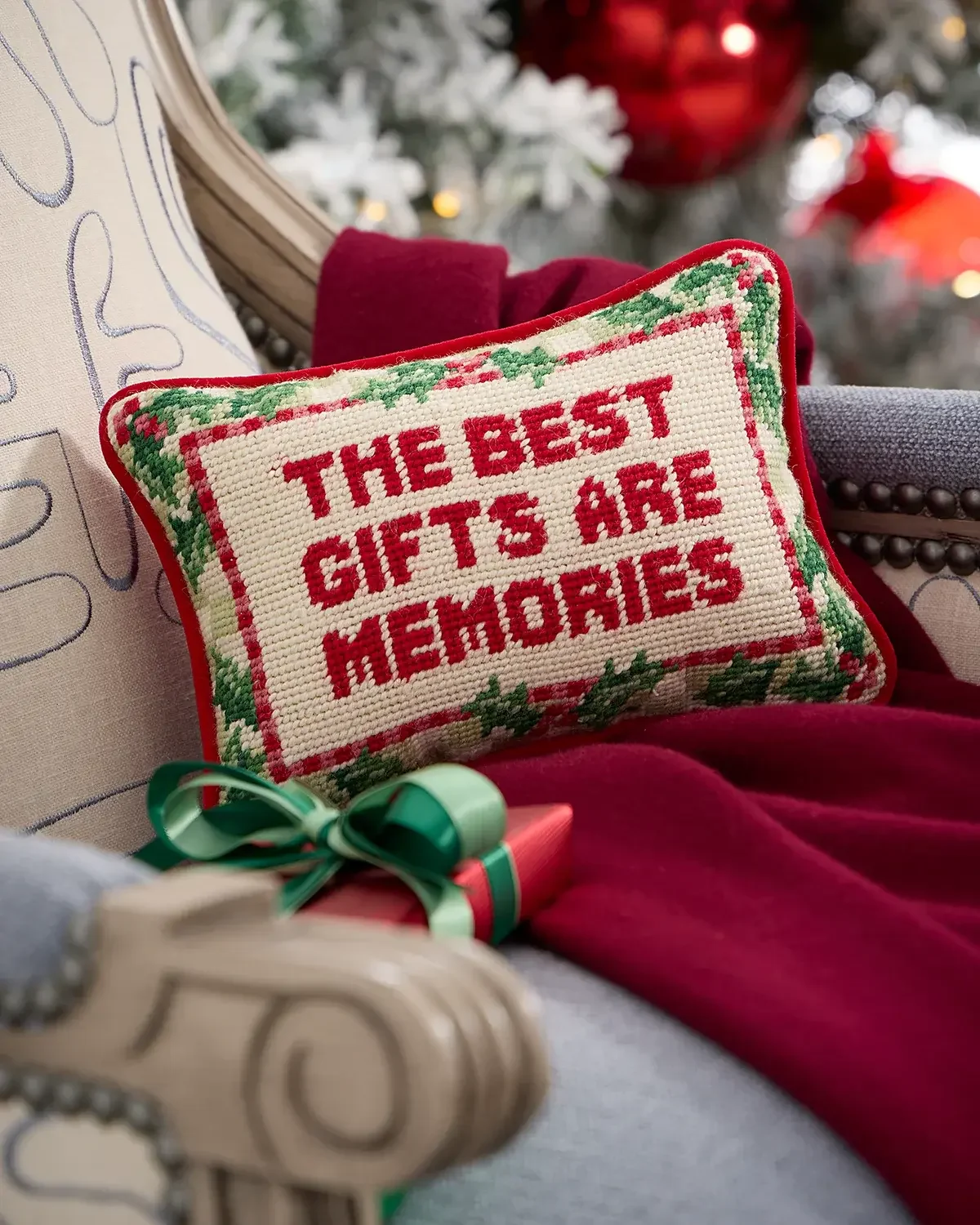 C & F The Best Gifts are Memories Needlepoint Pillow, 6.5" x 9"
