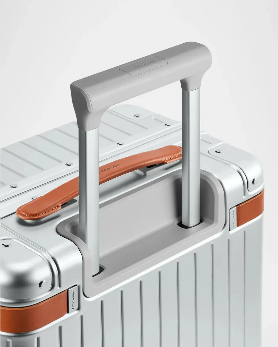 Carl Friedrik 22" Hardside Aluminium Spinner Carry-On Suitcase | Thumbnail 8 Carl Friedrik 22" Hardside Aluminium Spinner Carry-On Suitcase | Thumbnail 8
