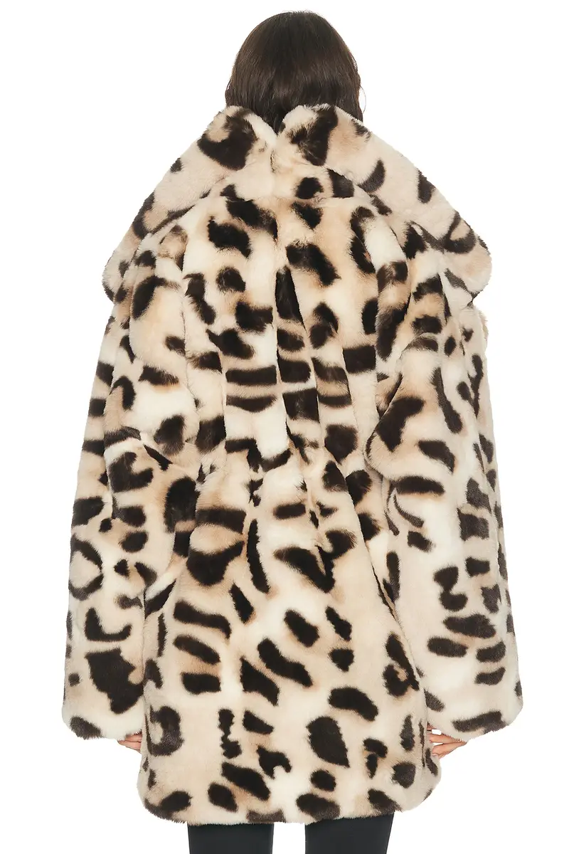Norma Kamali Teddy Bear Car Coat | Thumbnail 3 Norma Kamali Teddy Bear Car Coat | Thumbnail 3