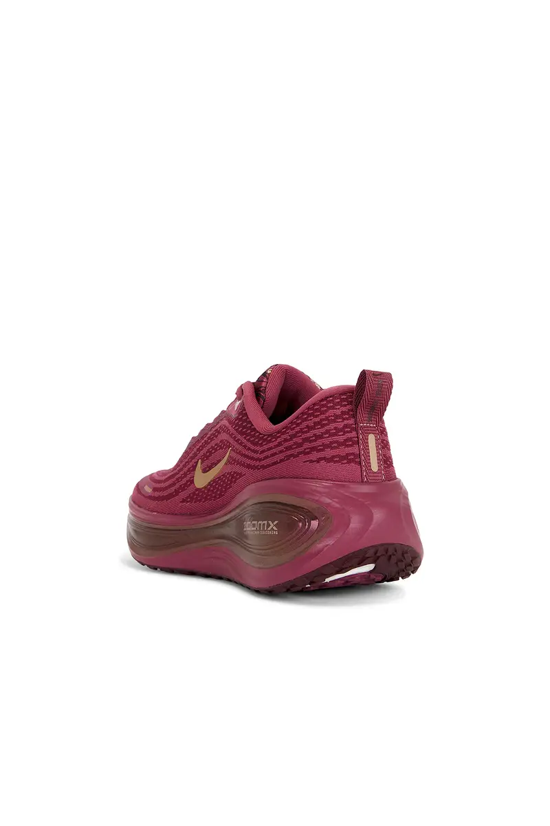 Nike Vomero Plus Sneaker | Thumbnail 3 Nike Vomero Plus Sneaker | Thumbnail 3