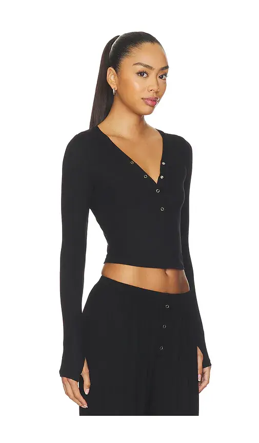 Michael Lauren Fremont Deep V Snap Henley | Thumbnail 2 Michael Lauren Fremont Deep V Snap Henley | Thumbnail 2