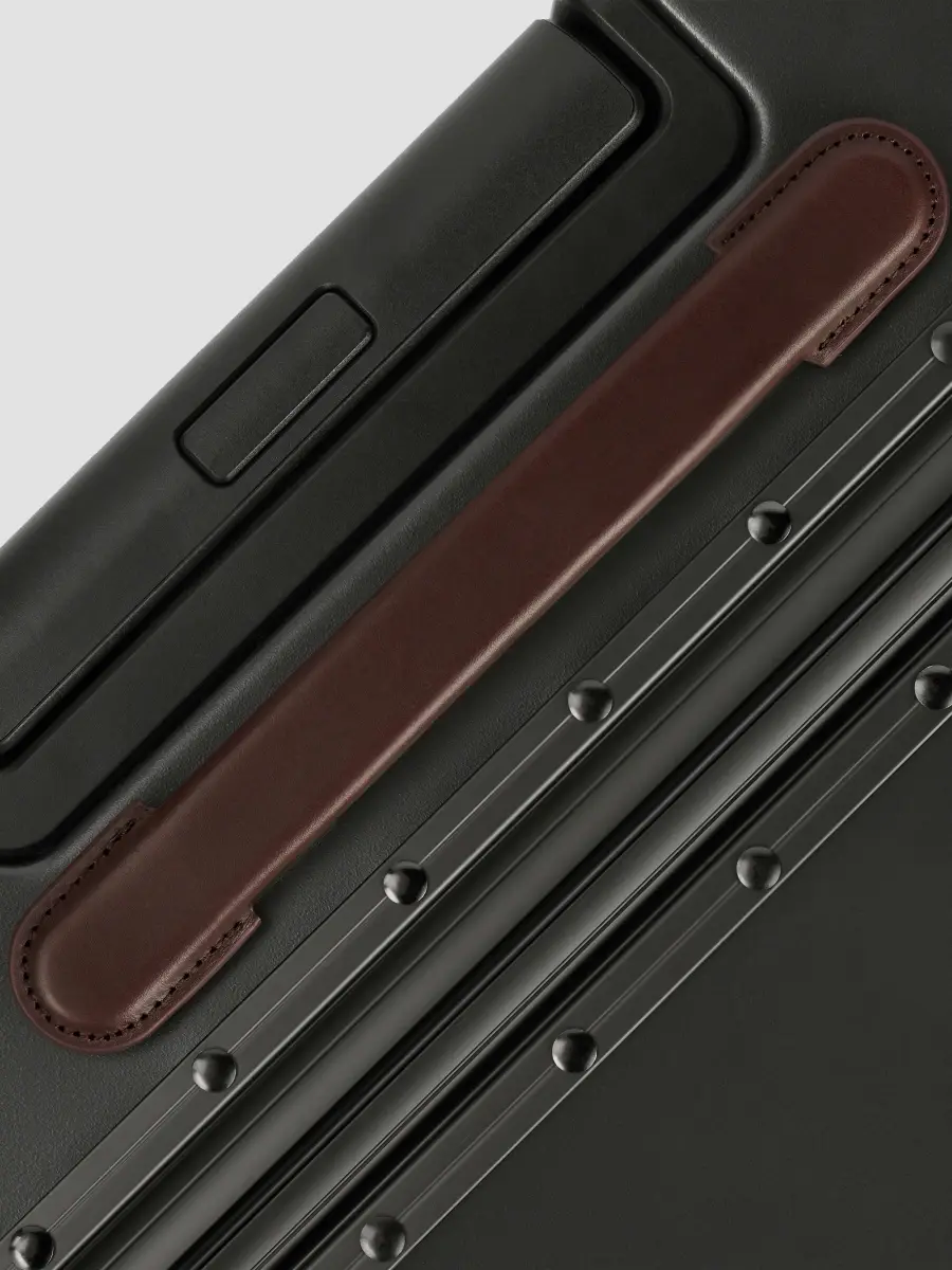 Carl Friedrik Hybrid The Carry-On Spinner Suitcase | Thumbnail 5 Carl Friedrik Hybrid The Carry-On Spinner Suitcase | Thumbnail 5