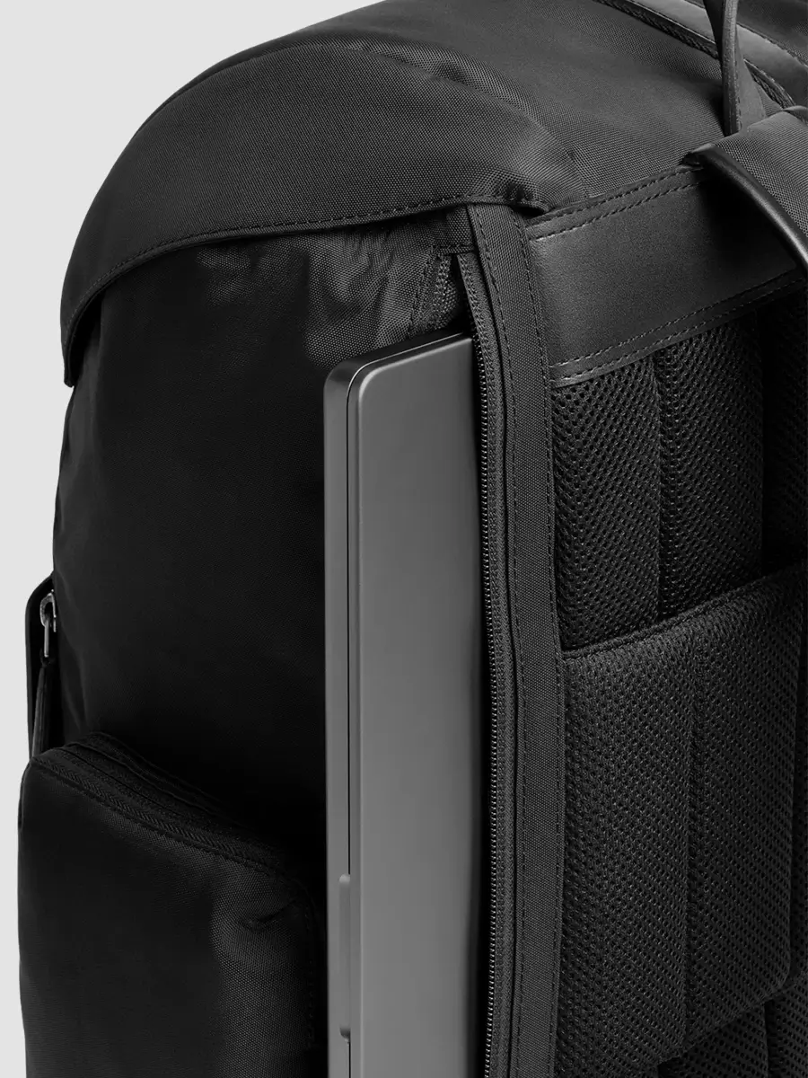Carl Friedrik Men Move Traverse Nylon Backpack | Thumbnail 8