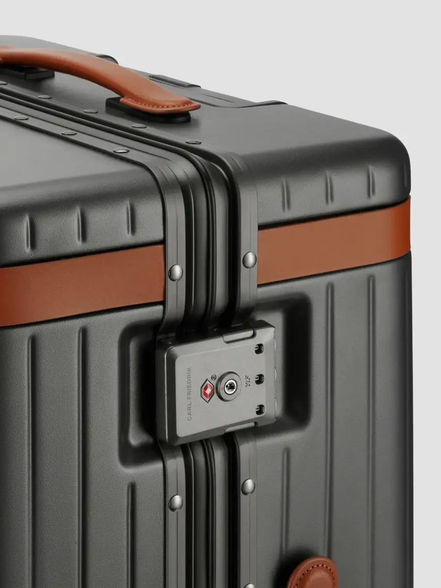 Carl Friedrik Hybrid The Check-In Spinner Suitcase | Thumbnail 5 Carl Friedrik Hybrid The Check-In Spinner Suitcase | Thumbnail 5