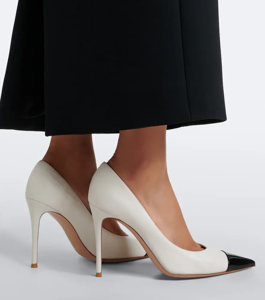 Gianvito Rossi Patent leather-trimmed leather pumps | Thumbnail 6