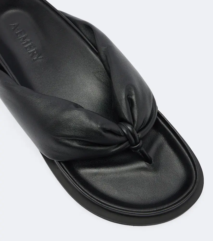 A Emery A. Emery Jervis leather thong sandals | Thumbnail 2
