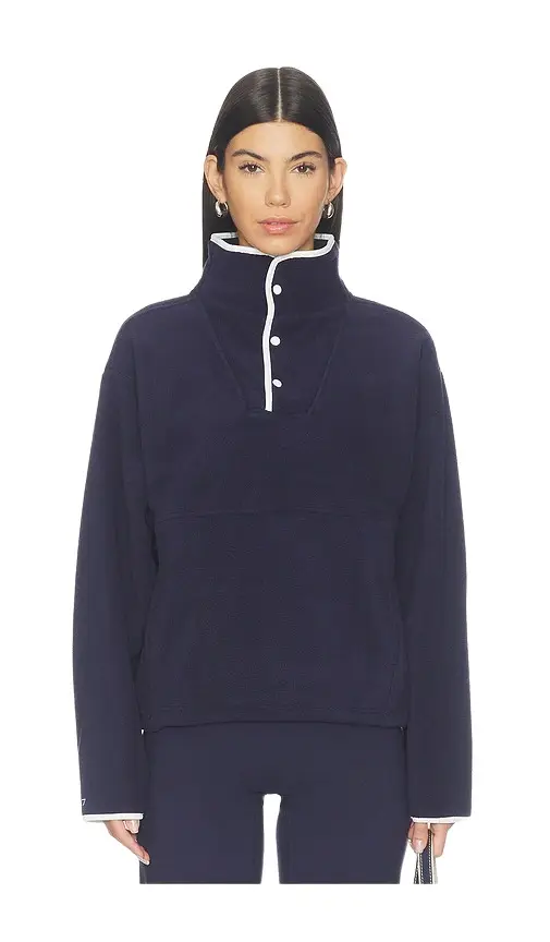 437 The Teddy Pullover