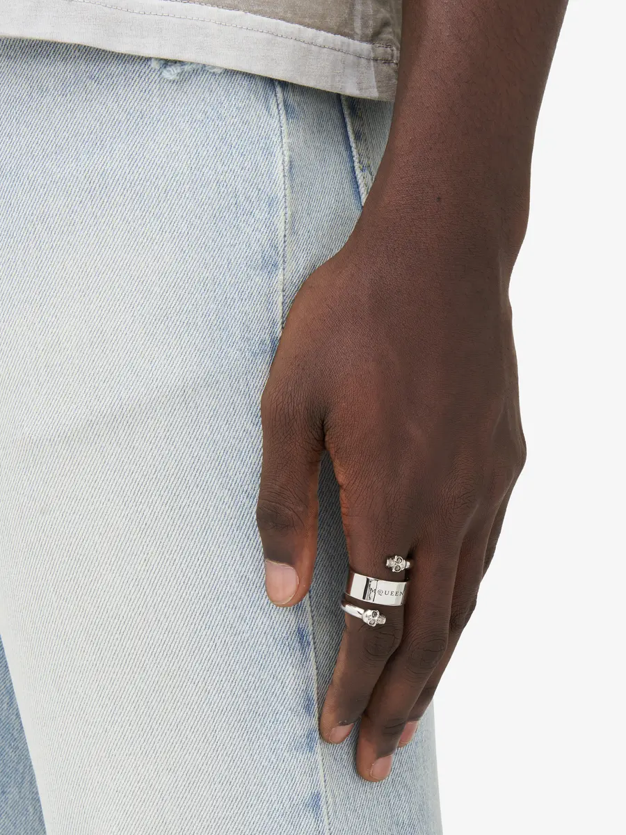 Alexander McQueen Twin Skull Ring with Logo | Thumbnail 2 Alexander McQueen Twin Skull Ring with Logo | Thumbnail 2