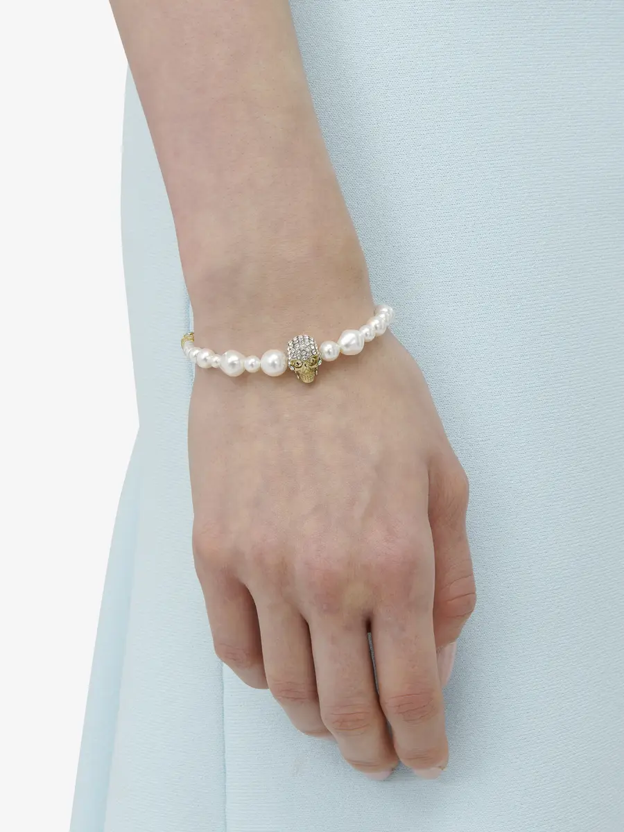 Alexander McQueen Skull and Pearl Friendship Bracelet | Thumbnail 2 Alexander McQueen Skull and Pearl Friendship Bracelet | Thumbnail 2