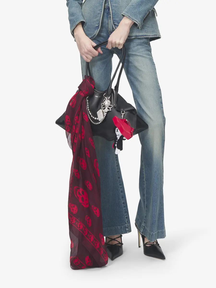 Alexander McQueen Manta OTT | Thumbnail 2 Alexander McQueen Manta OTT | Thumbnail 2
