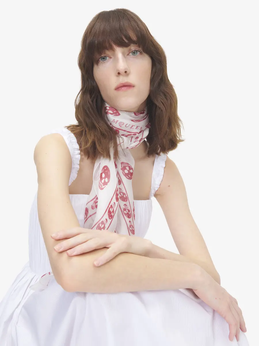 Alexander McQueen Classic Skull Scarf | Thumbnail 2 Alexander McQueen Classic Skull Scarf | Thumbnail 2