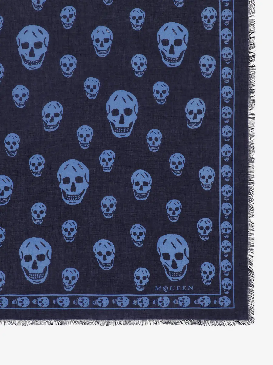 Alexander McQueen Classic Skull Scarf | Thumbnail 2