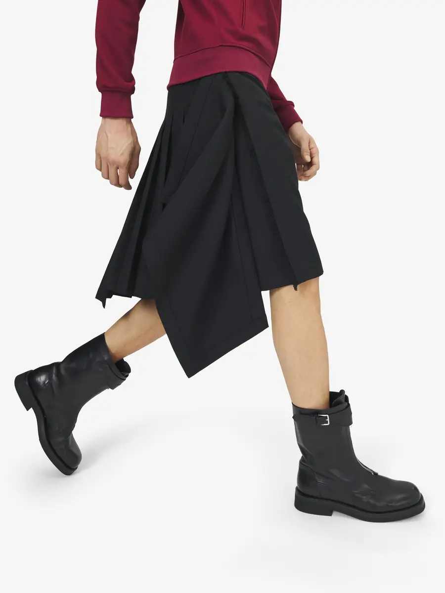 Alexander McQueen Biker Boot | Thumbnail 2 Alexander McQueen Biker Boot | Thumbnail 2