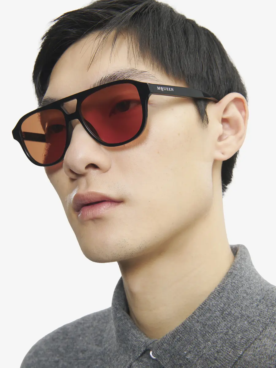 Alexander McQueen Signature Essentials Sunglasses | Thumbnail 2 Alexander McQueen Signature Essentials Sunglasses | Thumbnail 2