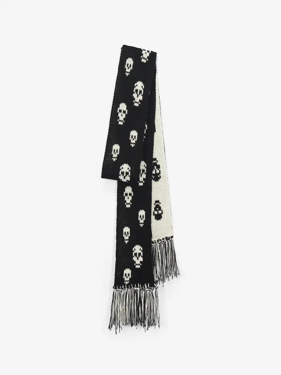 Alexander McQueen Skull Knit Scarf | Thumbnail 2 Alexander McQueen Skull Knit Scarf | Thumbnail 2
