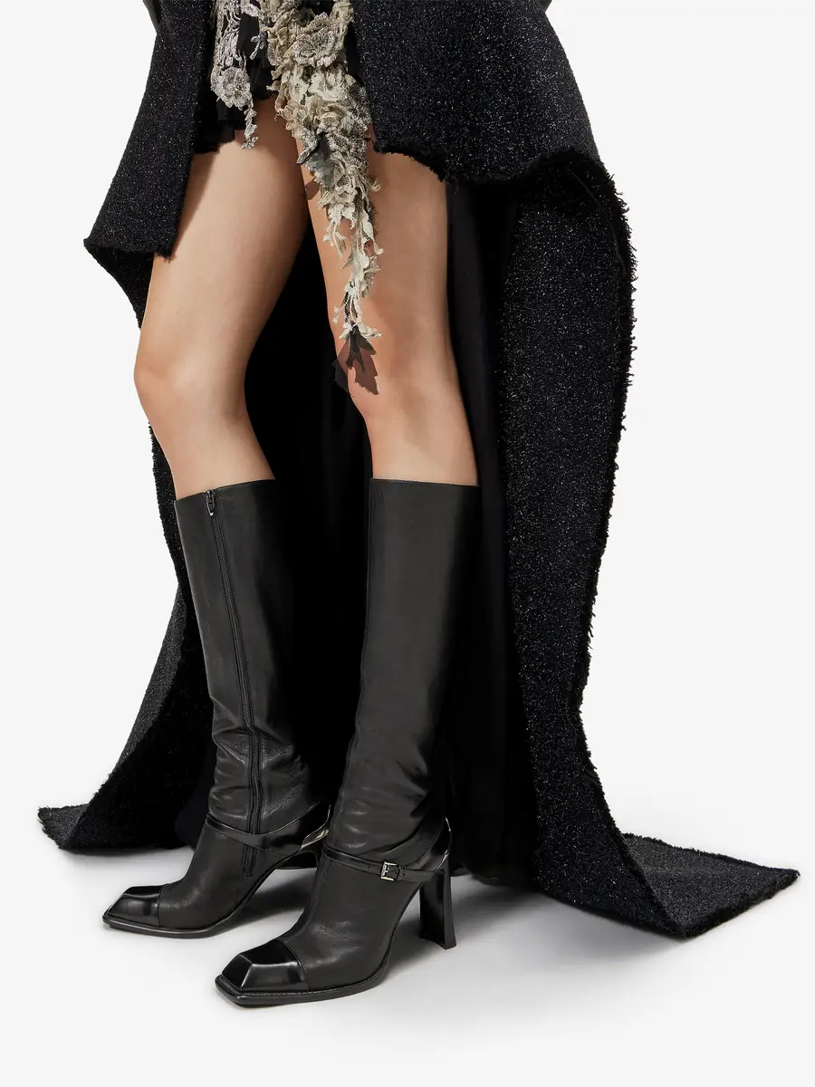 Alexander McQueen Niko Boot | Thumbnail 2 Alexander McQueen Niko Boot | Thumbnail 2