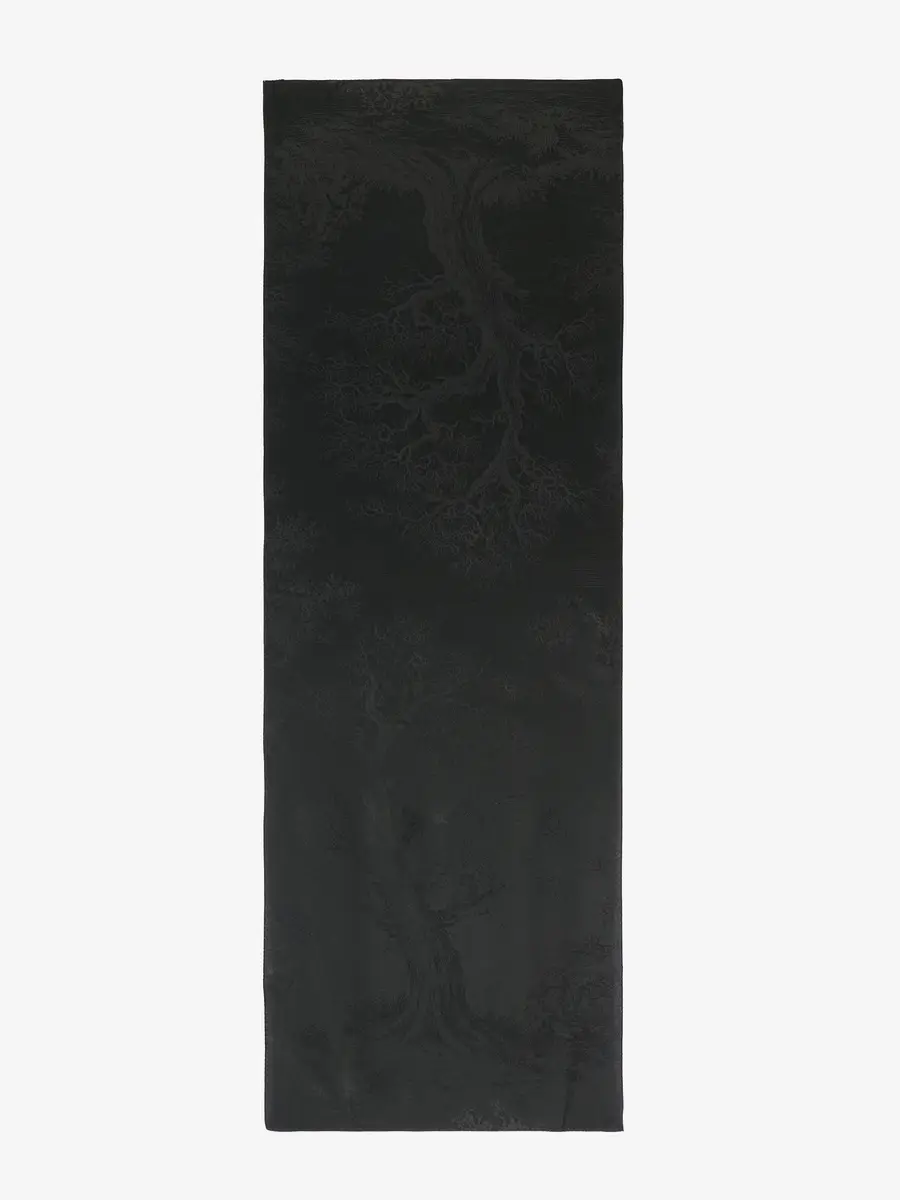 Alexander McQueen Tree Of Life Jacquard Evening Stole | Thumbnail 2 Alexander McQueen Tree Of Life Jacquard Evening Stole | Thumbnail 2