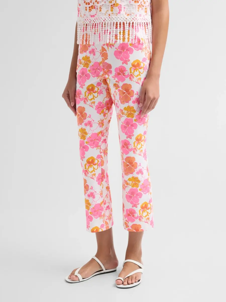 Lilly Pulitzer Women's Carwyn Pansy Fansy Flare Cropped Pants | Thumbnail 4 Lilly Pulitzer Women's Carwyn Pansy Fansy Flare Cropped Pants | Thumbnail 4