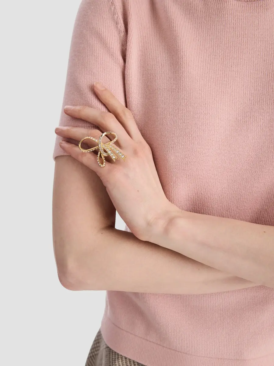 Oscar de la Renta Women's Threaded Bow Ring | Thumbnail 2 Oscar de la Renta Women's Threaded Bow Ring | Thumbnail 2